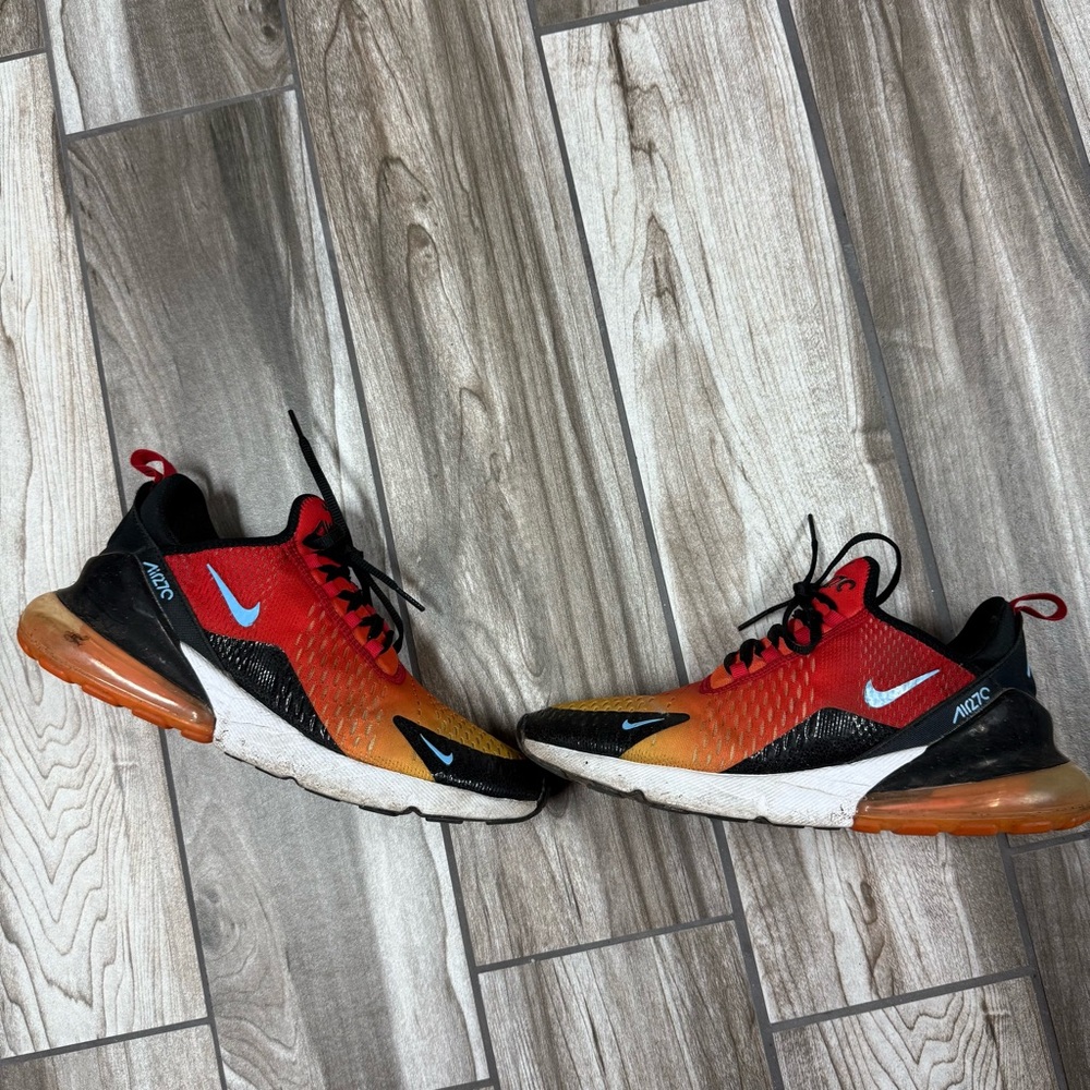 Nike Air Max 270 Red and Black Sneakers